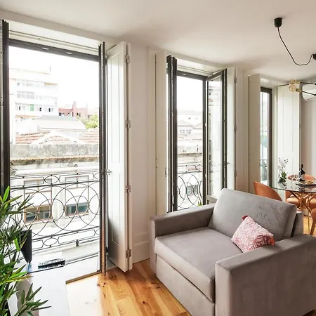 Apartment Bright Near Douro River - With Balcony Porto